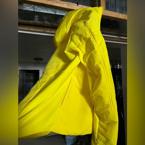 Lululemon Another Mile Jacket ππ - Picture 4 of 7